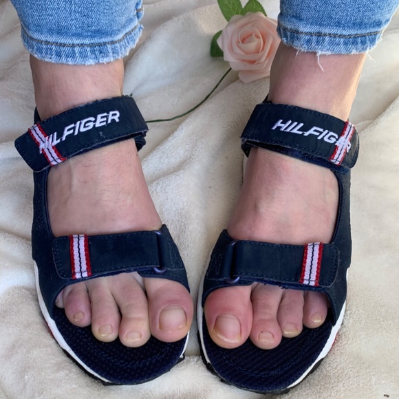 Tommy Hilfiger velcro sandals - Picture 11 of 13